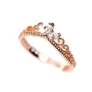 Destellos de juventud: El anillo perfecto para su gran día